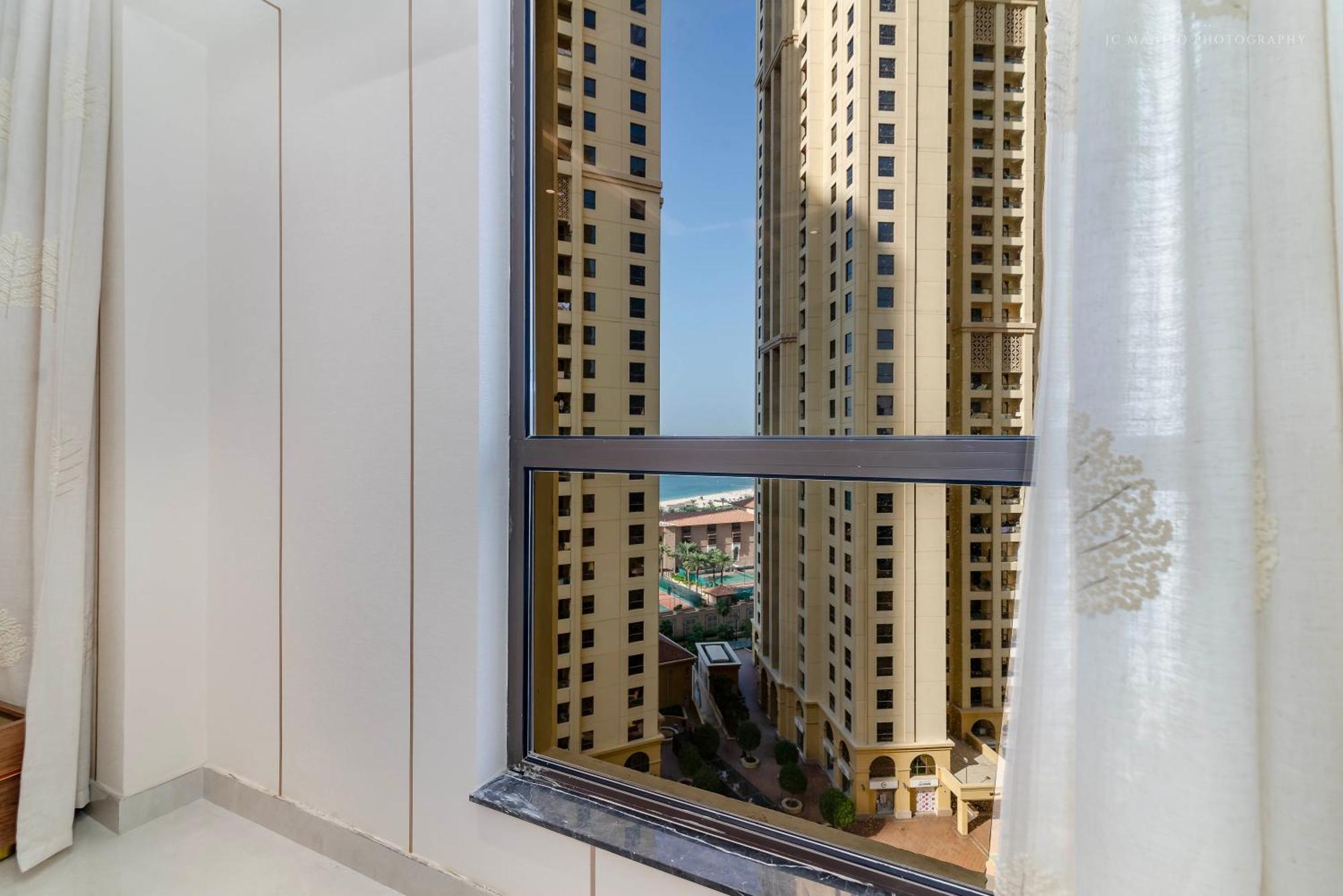 Apartment Usmans 4bdrm Jbr Sadaf Next To Ritz Carlton Walk Daily Housekeeping Jbr *